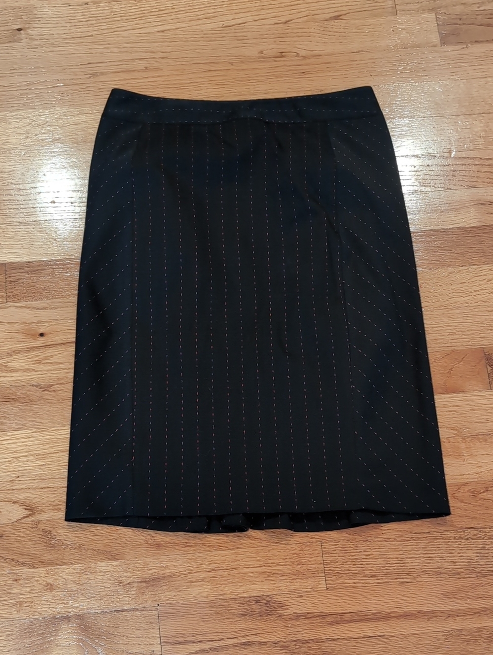 Y2K Express Black Pencil Skirt with Pinstripe Detail